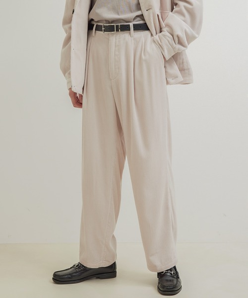 JUNRED（ジュンレッド）の「【セットアップ対応】コーデュロイワイドパンツ（その他パンツ・メンズ・チャコールグレー/ブラウン/オフホワイト・S/M/L）」の2枚目の写真