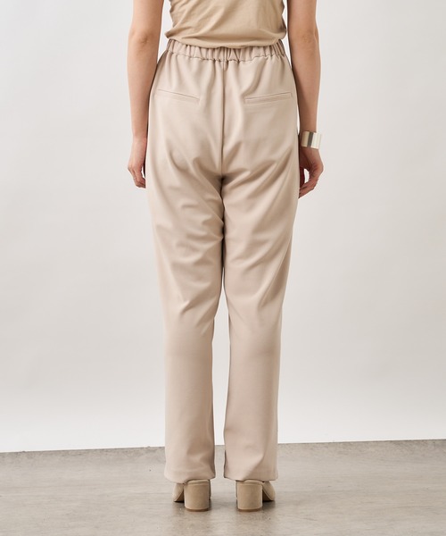 Omekashi（オメカシ）の「イージースラックス（スラックス・レディース・ブラック/ベージュ/レッド・36/38）」の8枚目の写真