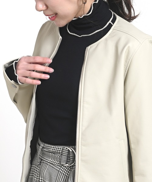 rps（アールピーエス）の「ノーカラーライダースジャケット（ライダースジャケット・レディース・ブラック/アイボリー/グレイッシュベージュ・M）」の11枚目の写真