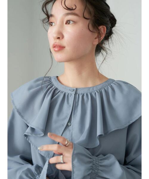 earth music&ecology（アースミュージックアンドエコロジー）の「フリルカラーブラウス*（シャツ/ブラウス・レディース・オフホワイト/サックスブルー・FREE）」の13枚目の写真