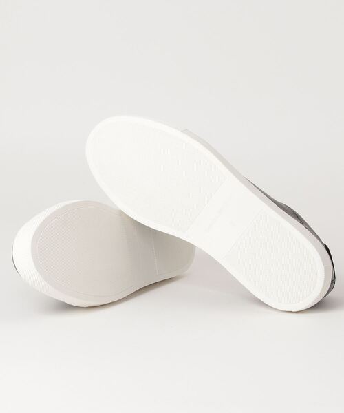 BANANA REPUBLIC FACTORY STORE（バナナリパブリック ファクトリーストア）の「【BANANA REPUBLIC FACTORY STORE】スニーカー（スニーカー・メンズ・ブラック・8/10/9）」の3枚目の写真