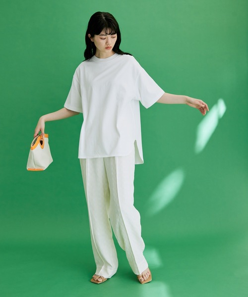 ADAM ET ROPE'(アダムエロペ)の「【WEB限定】ルーズシルエットTシャツ(Tシャツ/カットソー・レディース・ブラック/ホワイト/ホワイト系その他/サックスブルー・FREE)」の19枚目の写真