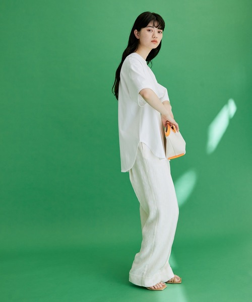 ADAM ET ROPE'(アダムエロペ)の「【WEB限定】ルーズシルエットTシャツ(Tシャツ/カットソー・レディース・ブラック/ホワイト/ホワイト系その他/サックスブルー・FREE)」の20枚目の写真