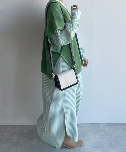 w closet（ダブルクローゼット）の「キャンバス×フェイクレザーパイピングバッグ（ショルダーバッグ・レディース・ブラック/ブラウン・FREE）」の3枚目の写真