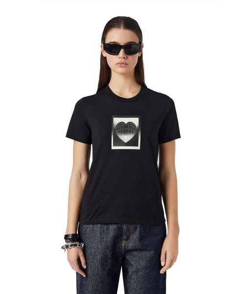 DIESEL（ディーゼル）の「レディース Tシャツ クルーネック 半袖 レギュラーフィット（Tシャツ/カットソー・レディース・ホワイト/ブラック・SMALL/MEDIUM/LARGE/X-SMALL）」の16枚目の写真