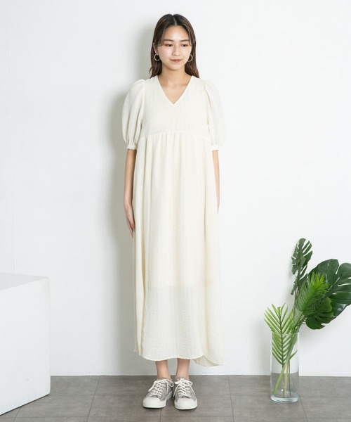 KBF（ケイビーエフ）の「バックリボンパフスリーブワンピース（ワンピース・レディース・ブラック/アイボリー/グリーン系その他・ONE）」の12枚目の写真