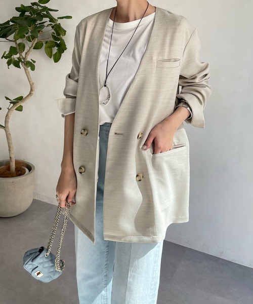 DouDou(ドゥドゥ)の「スラブツイルノーカラージャケット(ノーカラージャケット・レディース・チャコールグレー/ベージュ/ブルー・FREE)」の17枚目の写真