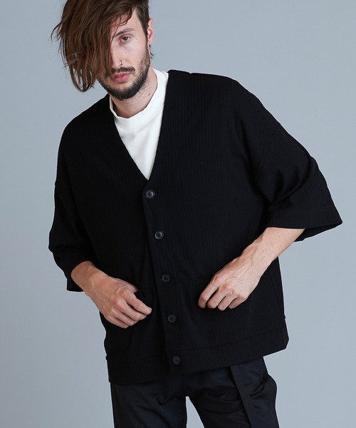 NO ID.（ノーアイディ）の「【NO ID.】Rib Half Sleeve V-Neck Cardigan / テレコ ハーフ スリーブ Vネック カーディガン（カーディガン/ボレロ・メンズ・ブラック/アイボリー/サックスブルー/グリーン・ONE SIZE）」の2枚目の写真