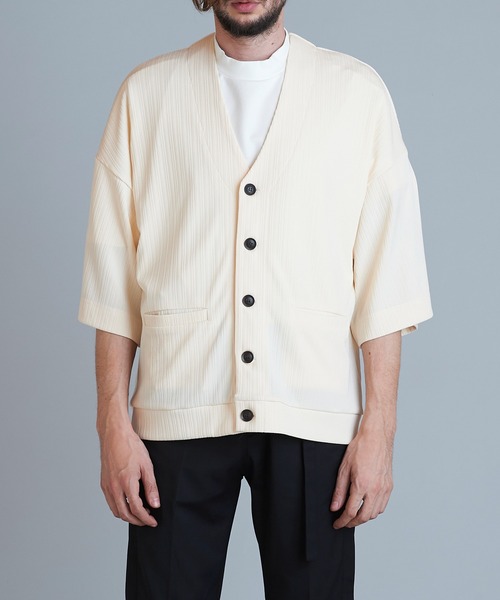 NO ID.（ノーアイディ）の「【NO ID.】Rib Half Sleeve V-Neck Cardigan / テレコ ハーフ スリーブ Vネック カーディガン（カーディガン/ボレロ・メンズ・ブラック/アイボリー/サックスブルー/グリーン・ONE SIZE）」の5枚目の写真