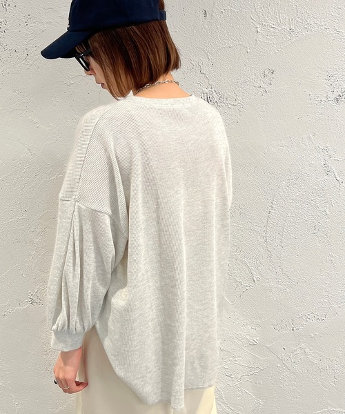 apres jour mignon(アプレジュールミニョン)の「袖ボリュームワッフルトップス【ZOZOTOWN限定アイテム】(Tシャツ/カットソー・レディース・ブラック/ライトイエロー/オレンジ/グリーン/ライトホワイト・フリー/X-LARGE)」の10枚目の写真