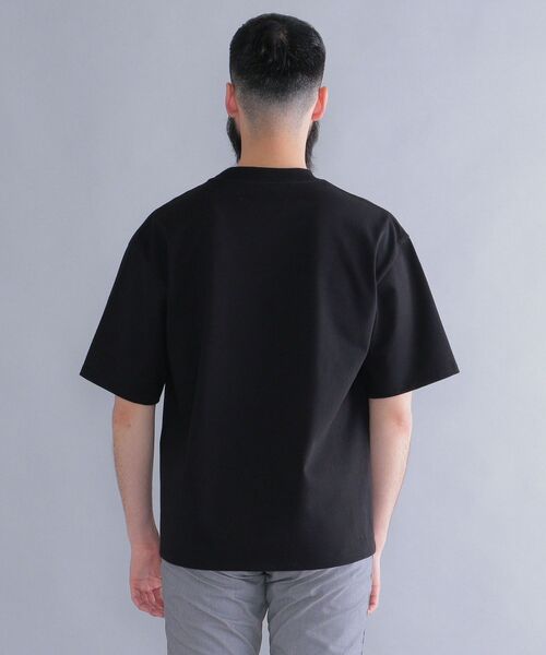 SHIPS（シップス）の「【SHIPS別注】THYARD: リラックス スクエア クルーネック Tシャツ（Tシャツ/カットソー・メンズ・オフホワイト/ブラック/ダークブルー・SMALL/MEDIUM/LARGE/X-LARGE）」の18枚目の写真