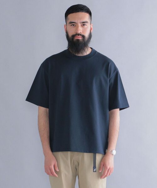 SHIPS（シップス）の「【SHIPS別注】THYARD: リラックス スクエア クルーネック Tシャツ（Tシャツ/カットソー・メンズ・オフホワイト/ブラック/ダークブルー・SMALL/MEDIUM/LARGE/X-LARGE）」の15枚目の写真