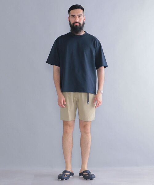 SHIPS（シップス）の「【SHIPS別注】THYARD: リラックス スクエア クルーネック Tシャツ（Tシャツ/カットソー・メンズ・オフホワイト/ブラック/ダークブルー・SMALL/MEDIUM/LARGE/X-LARGE）」の8枚目の写真