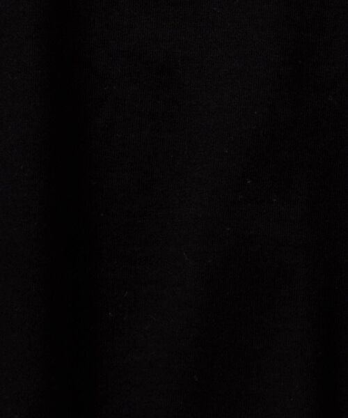 SHIPS（シップス）の「【SHIPS別注】THYARD: リラックス スクエア クルーネック Tシャツ（Tシャツ/カットソー・メンズ・オフホワイト/ブラック/ダークブルー・SMALL/MEDIUM/LARGE/X-LARGE）」の13枚目の写真