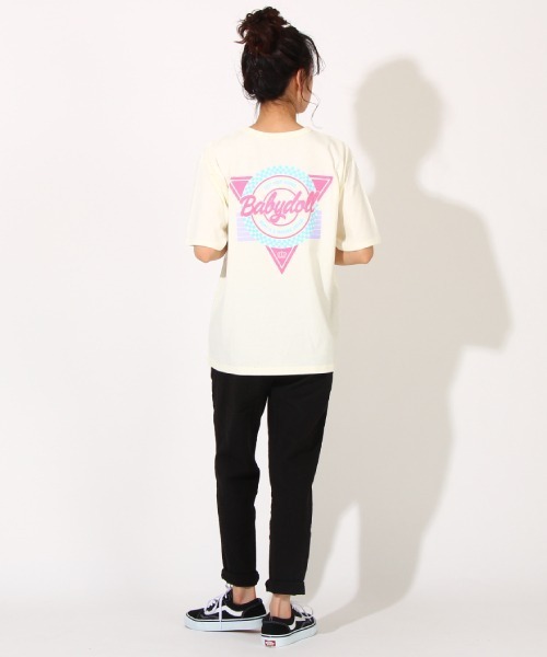 BABYDOLL(ベビードール)の「親子お揃い バックプリントTシャツ 6580A(Tシャツ/カットソー・レディース・チャコールグレー/オフホワイト・L/XL/S/M)」の6枚目の写真