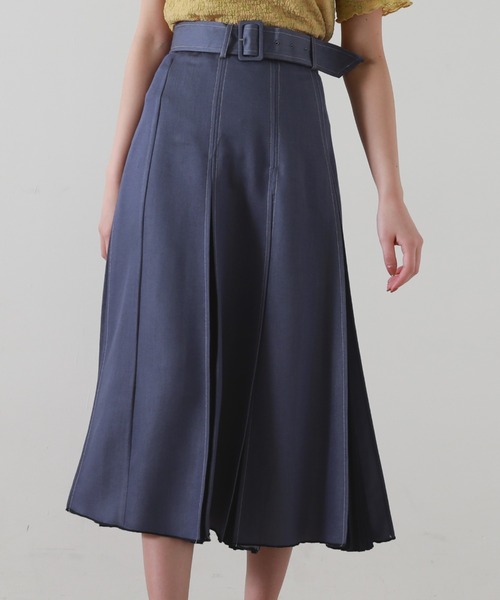 Cheek(チーク)の「デニム切り替えフレアスカート(デニムスカート・レディース・ブルー/ネイビー・SMALL/MEDIUM)」の8枚目の写真