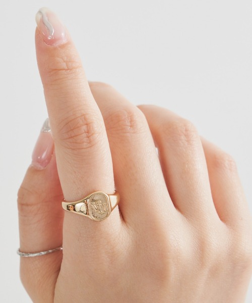 VANNIE U(ヴァニーユー)の「oval ring(リング・レディース・シルバー/ゴールド・#9)」の3枚目の写真