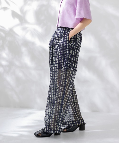 KBF(ケイビーエフ)の「ドビープリントワイドパンツ(その他パンツ・レディース・パープル系その他/グリーン系その他・ONE)」の2枚目の写真