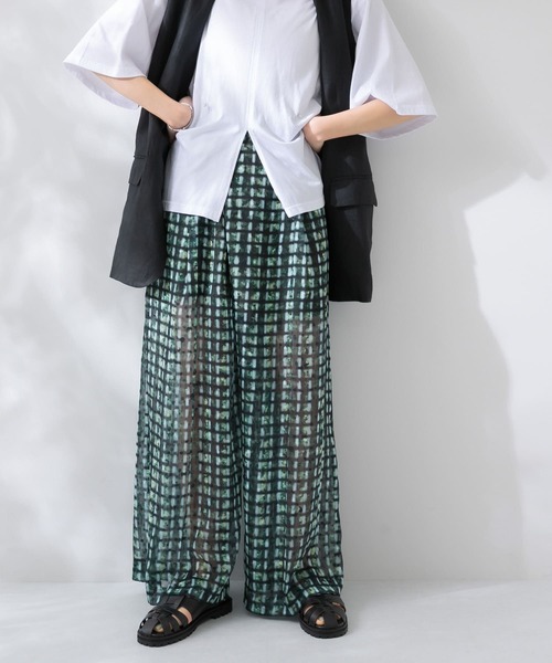 KBF(ケイビーエフ)の「ドビープリントワイドパンツ(その他パンツ・レディース・パープル系その他/グリーン系その他・ONE)」の5枚目の写真