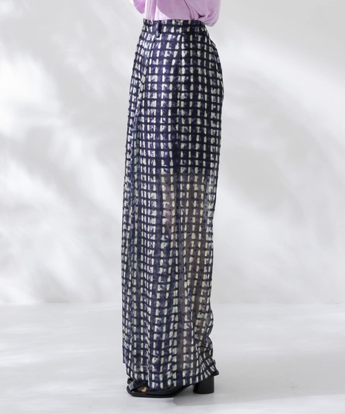 KBF(ケイビーエフ)の「ドビープリントワイドパンツ(その他パンツ・レディース・パープル系その他/グリーン系その他・ONE)」の12枚目の写真