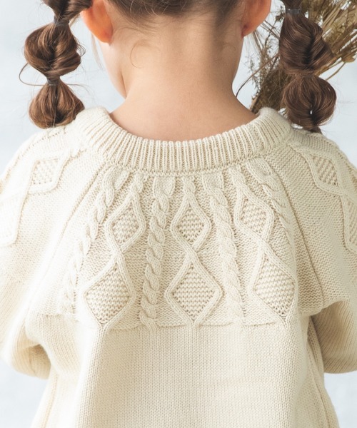 pairmanon(ペアマノン)の「【かぞくおそろい】ケーブル編みニットプルオーバー(ニット/セーター・キッズ・ベージュ/ピンク/アイボリー/ライトイエロー/チャコール/ブルー系その他3・90/100/110/120/130/140/150)」の11枚目の写真