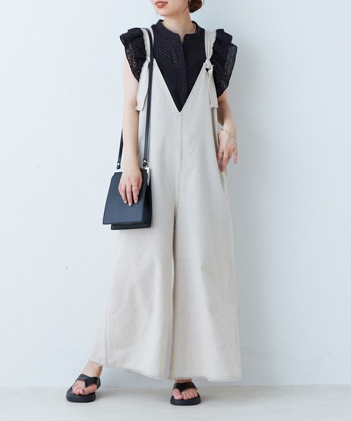 natural couture(ナチュラルクチュール)の「WEB限定カラーあり/コットンレースラッフルスリーブブラウス(シャツ/ブラウス・レディース・ブラック/ブラウン/オフホワイト/サックスブルー/グリーン・FREE)」の13枚目の写真