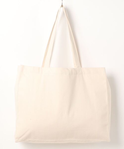 A.P.C.（アーペーセー）の「SHOPPING DANIELA BLACK LOGO（トートバッグ・メンズ・キナリ・ONESIZE）」の2枚目の写真