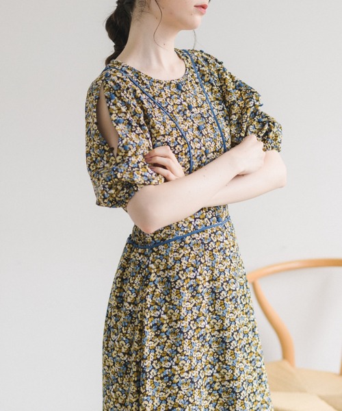 idem(イデム)の「shoulder slit piping onepiece/肩開き花柄パイピングワンピース(ワンピース・レディース・ブラック/グリーン・FREE)」の10枚目の写真