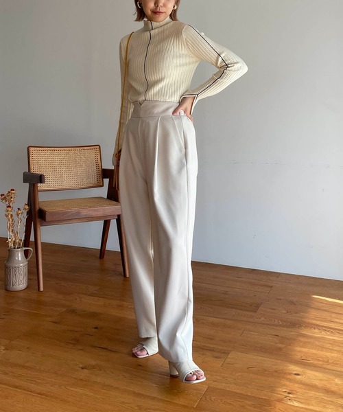 CAPRICIEUX LE'MAGE（カプリシューレマージュ）の「配色ステッチリブプルオーバー（ニット/セーター・レディース・ブラック/ベージュ/オフホワイト/イエロー・FREE）」の11枚目の写真