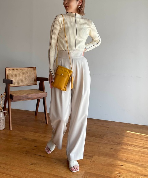 CAPRICIEUX LE'MAGE（カプリシューレマージュ）の「配色ステッチリブプルオーバー（ニット/セーター・レディース・ブラック/ベージュ/オフホワイト/イエロー・FREE）」の12枚目の写真