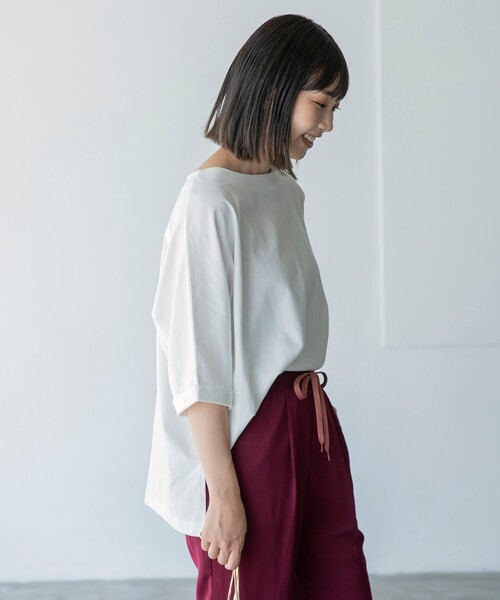 THE SHOP TK (ザ ショップ ティーケー )の「◆【CLUEL presents】【着回し力抜群!】テントラインシルエットTシャツ(Tシャツ/カットソー・レディース・ホワイト系/ライトグレー/ブラック/オレンジ/ブルー・12)」の7枚目の写真