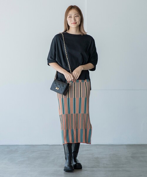 THE SHOP TK (ザ ショップ ティーケー )の「◆【CLUEL presents】【着回し力抜群!】テントラインシルエットTシャツ(Tシャツ/カットソー・レディース・ホワイト系/ライトグレー/ブラック/オレンジ/ブルー・12)」の11枚目の写真