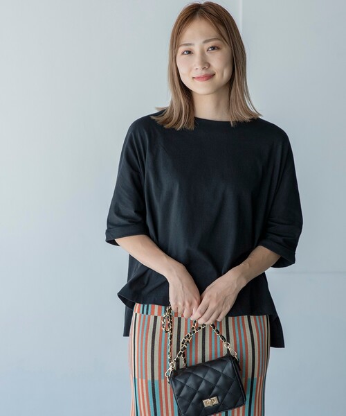 THE SHOP TK (ザ ショップ ティーケー )の「◆【CLUEL presents】【着回し力抜群!】テントラインシルエットTシャツ(Tシャツ/カットソー・レディース・ホワイト系/ライトグレー/ブラック/オレンジ/ブルー・12)」の15枚目の写真