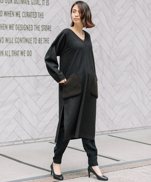 Munich（ミューニック）の「圧縮ジャージーVネックワンピース（ワンピース・レディース・ベージュ/モカ/ブラック・FREE）」の2枚目の写真