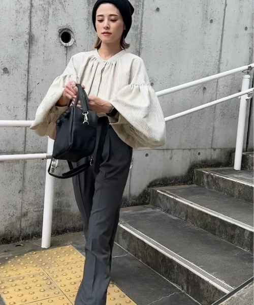 ECRIRE（エクリール）の「【yun_wearコラボ】ボリュームスリーブストライプシャツ（シャツ/ブラウス・レディース・グレー/レッド/イエロー・M/L）」の22枚目の写真