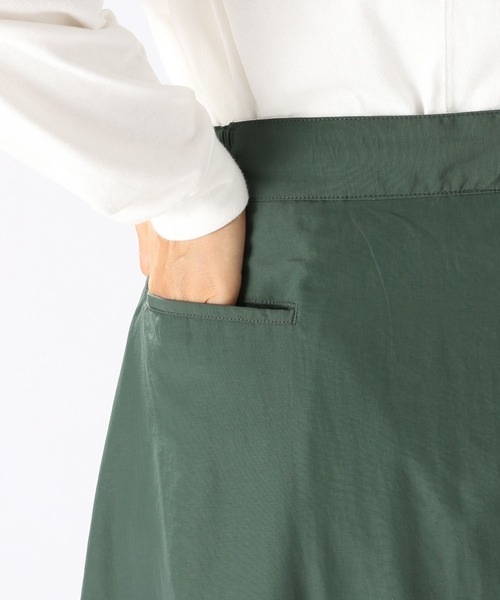 Dickies（ディッキーズ）の「【Dickies(ディッキーズ)】別注タックアンドフレアスカート（スカート・レディース・ベージュ/グリーン・MEDIUM/LARGE）」の17枚目の写真