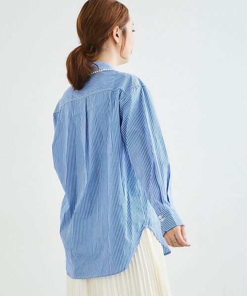 le.coeur blanc（ルクールブラン）の「パールカラーシャツ（シャツ/ブラウス・レディース・オフホワイト/ブルー系その他2・38）」の21枚目の写真