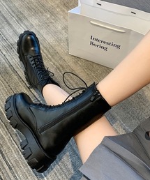 .KOM（ドットコム）の「『.KOM/ドットケーオーエム』ミドルレースアップブーツ【Y】【CN】（ブーツ）」