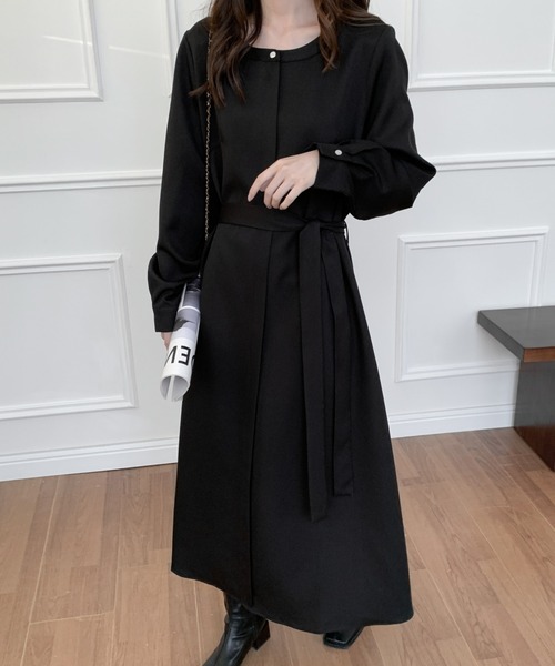 ECLIN（エクラン）の「ウエストマークAラインフレアワンピース（ワンピース・レディース・ブラック/ベージュ・FREE）」の4枚目の写真