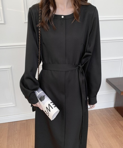 ECLIN（エクラン）の「ウエストマークAラインフレアワンピース（ワンピース・レディース・ブラック/ベージュ・FREE）」の5枚目の写真