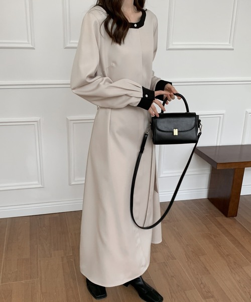 ECLIN（エクラン）の「ウエストマークAラインフレアワンピース（ワンピース・レディース・ブラック/ベージュ・FREE）」の11枚目の写真