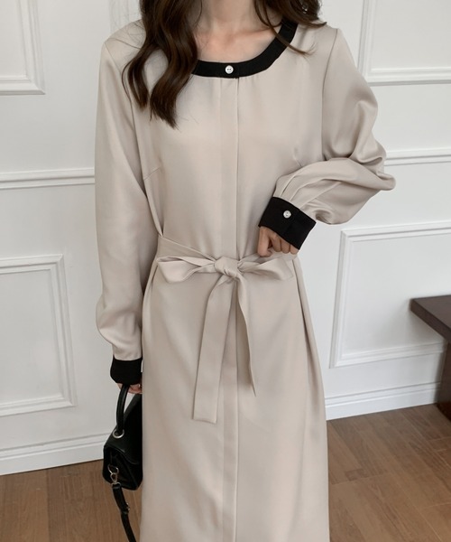 ECLIN（エクラン）の「ウエストマークAラインフレアワンピース（ワンピース・レディース・ブラック/ベージュ・FREE）」の15枚目の写真