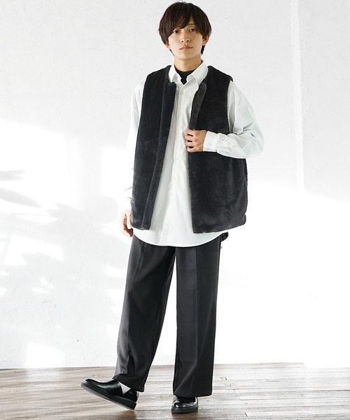 MinoriTY（マイノリティ）の「【MinoriTY】フェイクファーベスト ボアベスト オーバーサイズ ルーズサイズ メンズ 春服 冬服 レイヤードアイテム（ベスト・メンズ・ブラウン/ブラック・L/M）」の5枚目の写真