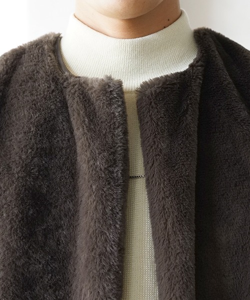 MinoriTY（マイノリティ）の「【MinoriTY】フェイクファーベスト ボアベスト オーバーサイズ ルーズサイズ メンズ 春服 冬服 レイヤードアイテム（ベスト・メンズ・ブラウン/ブラック・L/M）」の16枚目の写真