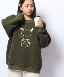 sanrio（サンリオ）の「sanrio クロミ ポチャッコ ハローキティ シナモロール ボア トレーナー（スウェット）」