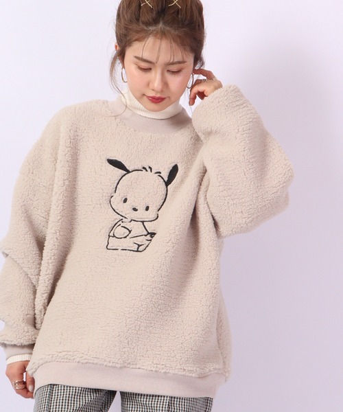 sanrio（サンリオ）の「sanrio クロミ ポチャッコ ハローキティ シナモロール ボア トレーナー（スウェット・レディース・カーキ系/ネイビー/ホワイト系その他/ホワイト系その他3/カーキ/アイボリー/ホワイト系その他2/ネイビー系・L/M）」の20枚目の写真