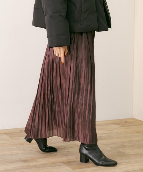 URBAN RESEARCH Sonny Label(アーバンリサーチサニーレーベル)の「シャイニープリーツスカート(スカート・レディース・ネイビー/ブラウン/グレー系その他・FREE)」の3枚目の写真