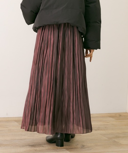 URBAN RESEARCH Sonny Label(アーバンリサーチサニーレーベル)の「シャイニープリーツスカート(スカート・レディース・ネイビー/ブラウン/グレー系その他・FREE)」の15枚目の写真
