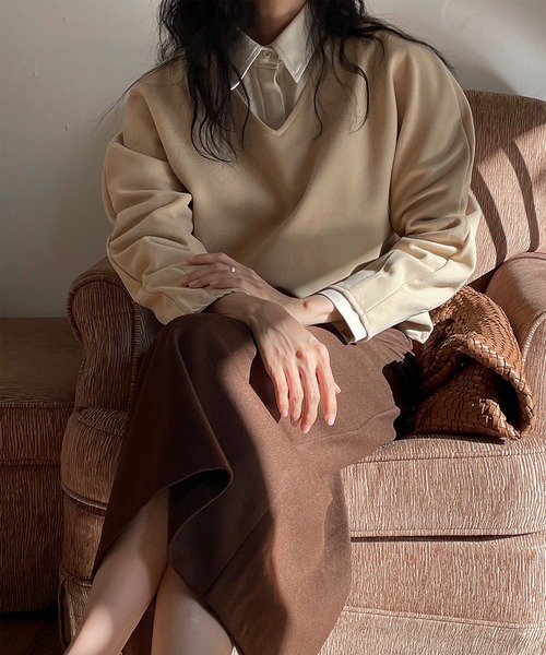 MUYMONA(ムイモナ)の「カーブスリーブプルオーバー mmw22a035【MUYMONA】【2022AW】(Tシャツ/カットソー・レディース・ベージュ/ブラック・FREE)」の8枚目の写真