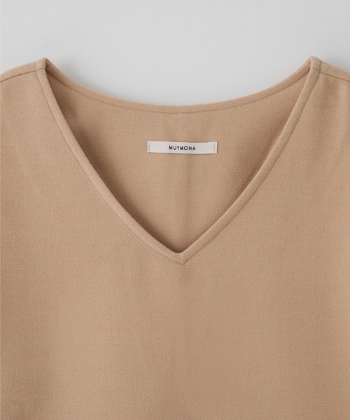 MUYMONA(ムイモナ)の「カーブスリーブプルオーバー mmw22a035【MUYMONA】【2022AW】(Tシャツ/カットソー・レディース・ベージュ/ブラック・FREE)」の11枚目の写真